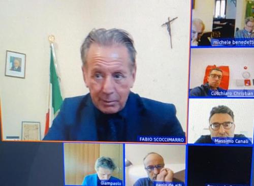 L'assessore all'Ambiente ed energia, Fabio Scoccimarro, in videoconferenza con i vertici dei Consorzi Bacino Imbrifero Montano